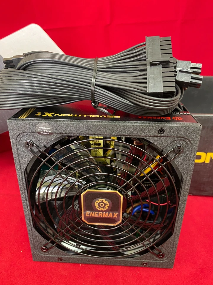 Enermax Revolution X't Gold 530W PC Power Supply ERX530AWT - Image 3 of 4
