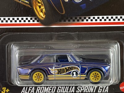 ミニカー Hot Wheels ALFA ROMEO GIULIA SPRINT GTA Amazon.com: Hot Wheels Alfa Romeo Giulai Sprint GTA, Car