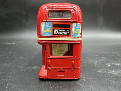 CORGI TOYS　No.2 Corgi 2, Land Rover & Horse Box - Free Price Guide & Review