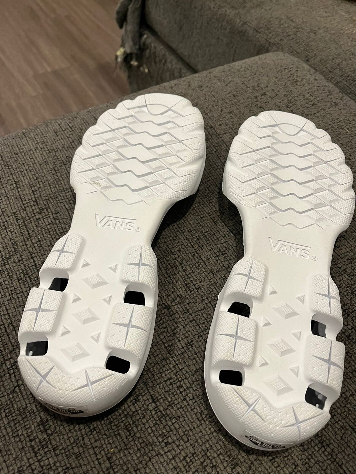 SAOLA Taglia 9 5 suola swap it VANS. bianco.