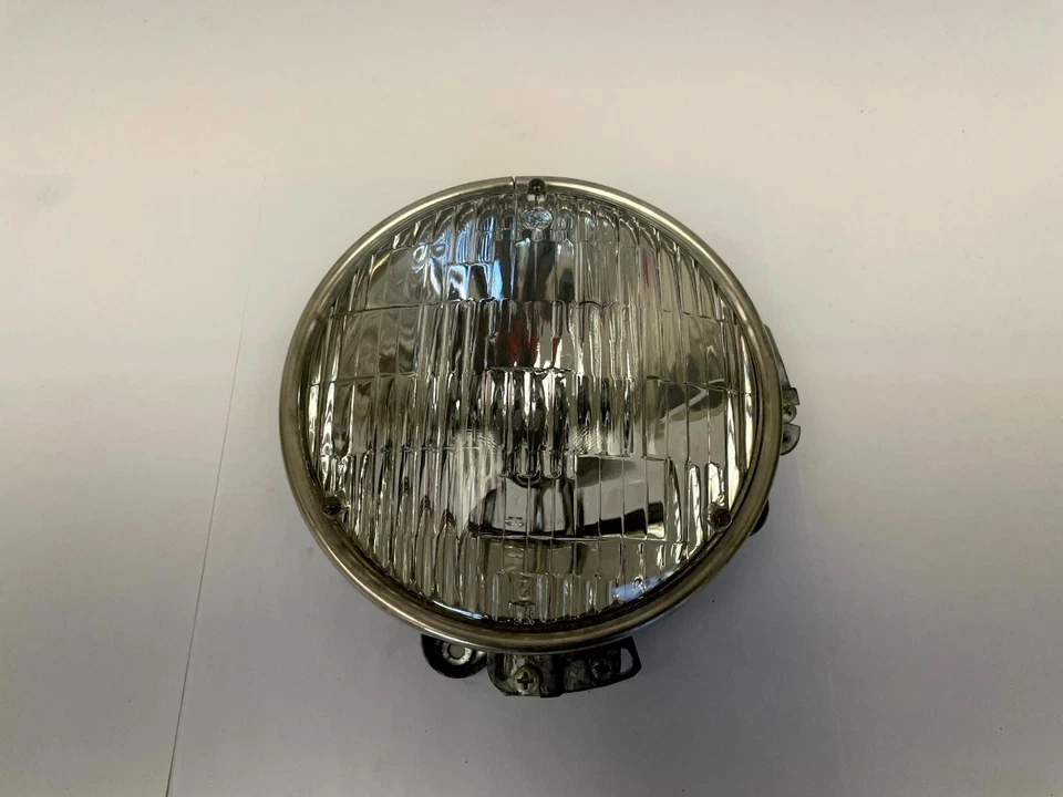 1961-1967 Dodge Plymouth зарядное устройство ближнего света фары в сборе 2524930 новый из старых запасов. - Изображение 3 из 4