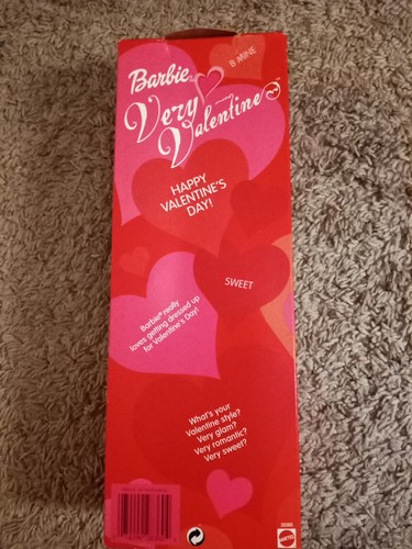 Vintage 2000 Very Valentine Barbie Puppe blond - Bild 4 von 8