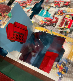 Lego City ADVENT CALENDAR  2824 mostly complete with tray & box