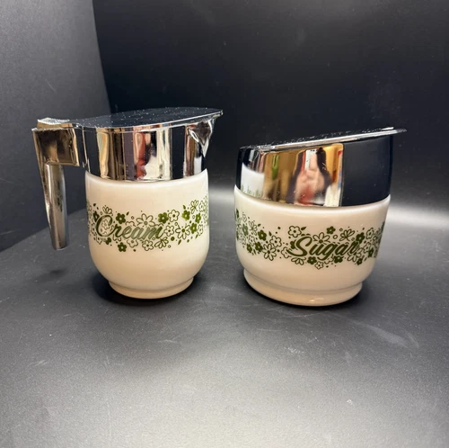 Vtg Gemco Pyrex Creamer & Sugar Set Green Spring Blossom Crazy Daisy With Lids