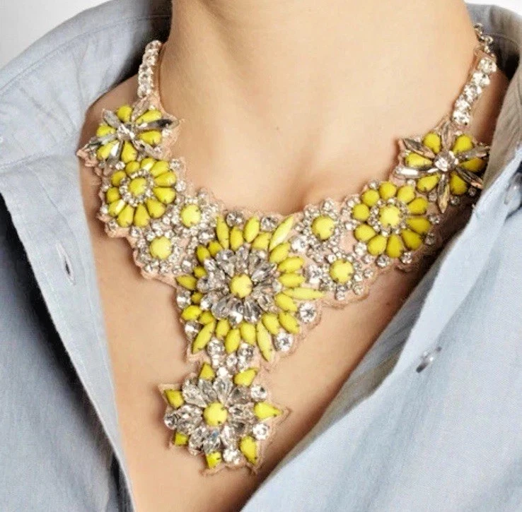 VALENTINO Fluoro Flowers Crystal Satin Bib Necklace Statement Collar Sign Yellow - Image 3 of 4