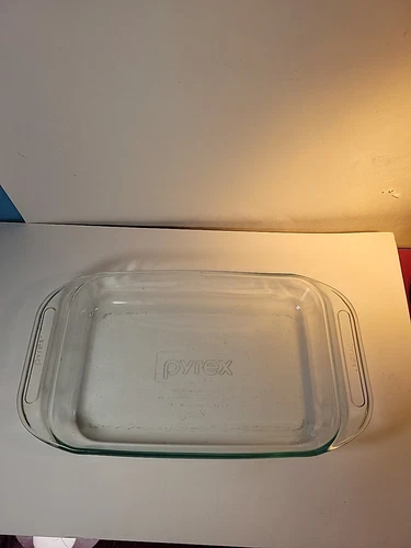 Vintage 1990s Pyrex Glass 7x11 2QT Casserole Baking Dish