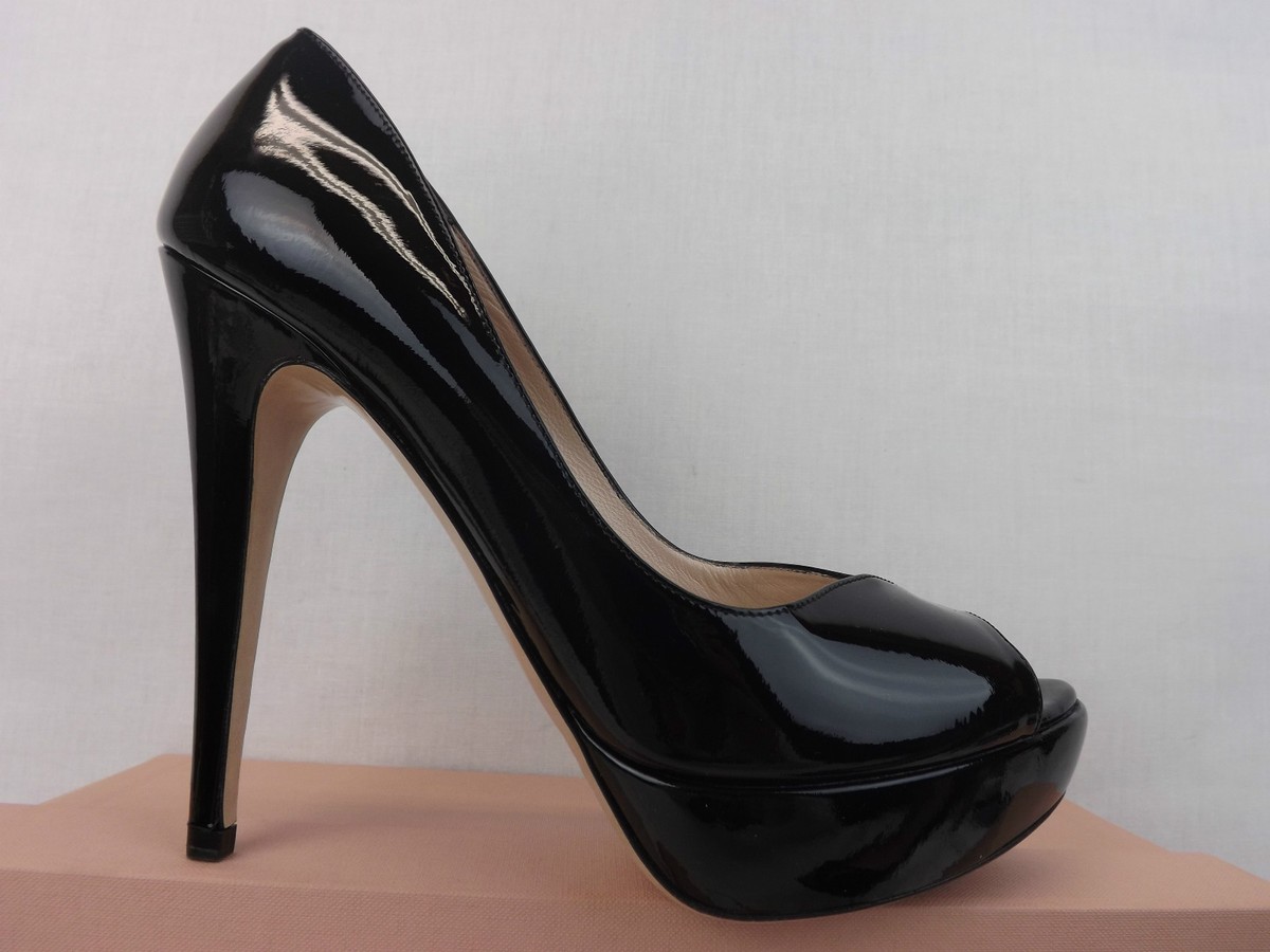 PRADA ドットのハイヒール Orchid/Steel Two-tone patent leather D'Orsay pumps | PRADA