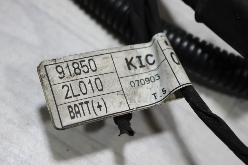 Kabelbaum Kabelstrang Kabel Batterie 918502L010 Hyundai i30 CW Bj,07 - Bild 4 von 4