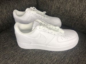 Nike Air Force 1 '07 PRM Oversized Swoosh RARE TRIPLE WHITE AT4143-103 Sz 8 | eBay