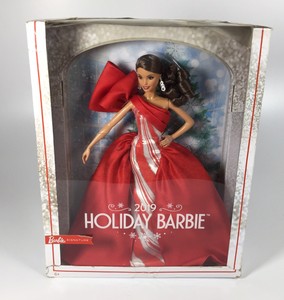 2019 christmas barbie