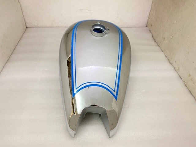 APTO PARA TANQUE DE GASOLINA CROMADO PINTADO AZUL Y PLATA ESTRELLA DORADA BSA ZB32 1950 Foto 3 de 4