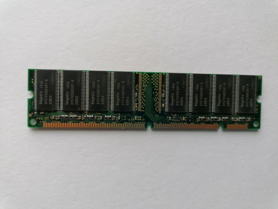 Hynix PC133U-333-542 HYM71V32635AT8-H AA 256MB sync 133mhz cl3 - Image 2 of 2