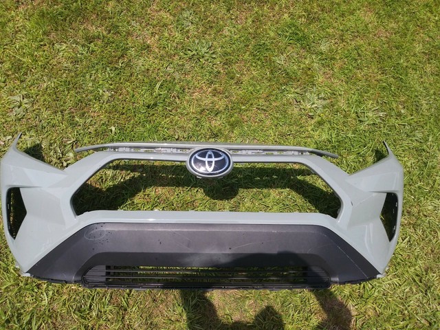 Подкрылок rav4 2020 Подкрылок rav4 2020