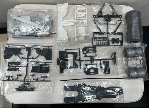 NEW TAMIYA 58559 1/10 R/C High Performance Racing Car F2012 (F104 Chassis) Japan - Picture 6 of 9