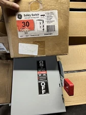 GE General Electric THN3361 Model 11 safety switch 30 amp new in box