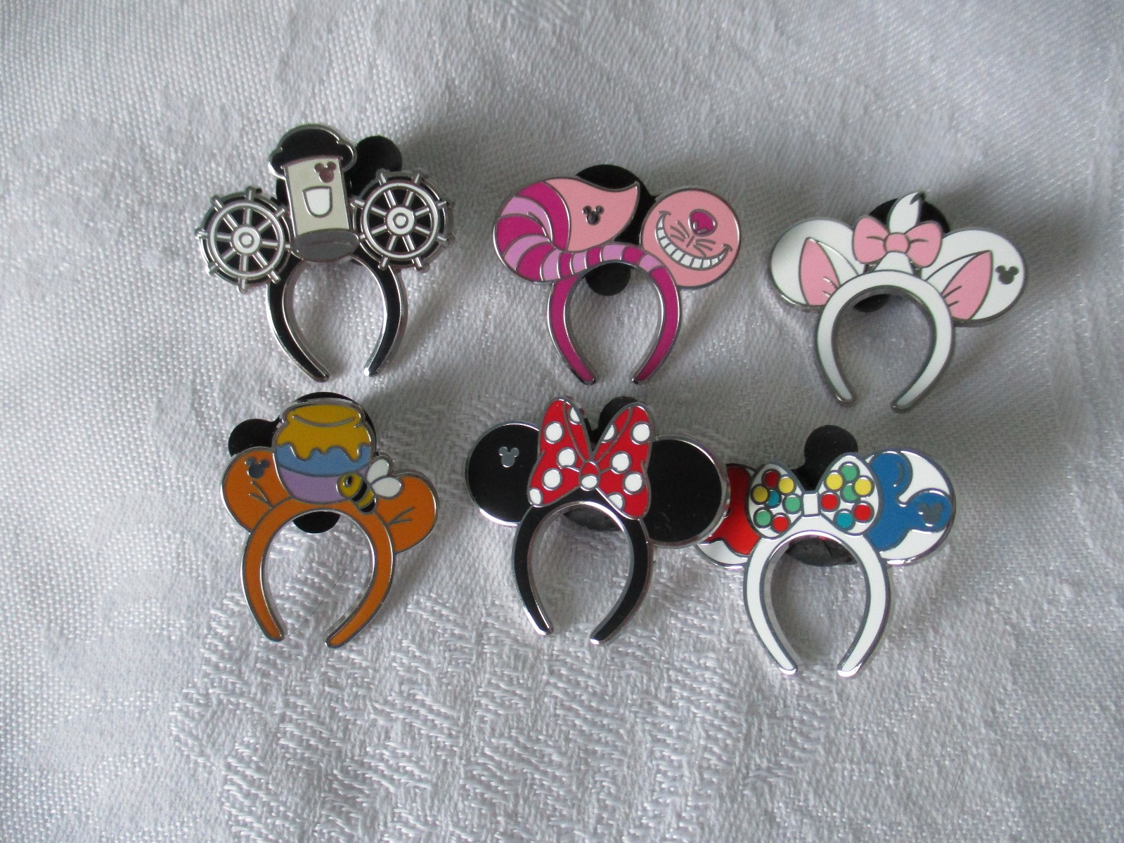 2025 Disneyland Hidden Mickey Pins Set Ear Headbands Pooh Marie Steamboat Chaser