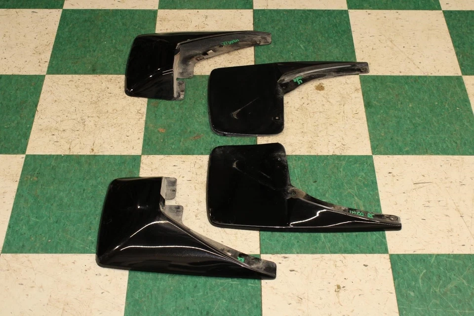 *SCUFF* 07-14 GM SUV Black Painted LH RH Front Rear Mud Flap Set 4x OEM Four WTY - Image 4 of 4