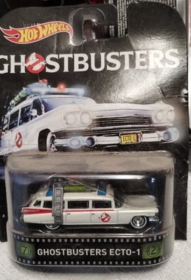 Hot Wheels Retro Entertainment Ghostbusters Ecto-1 Diecast 1:64 (2016 DJF42)