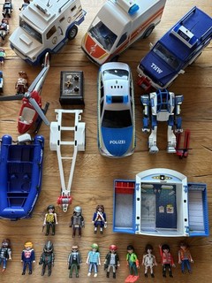 Playmobil Konvolut 500 Teile Fahrzeuge THW Ca. 80 Figuren