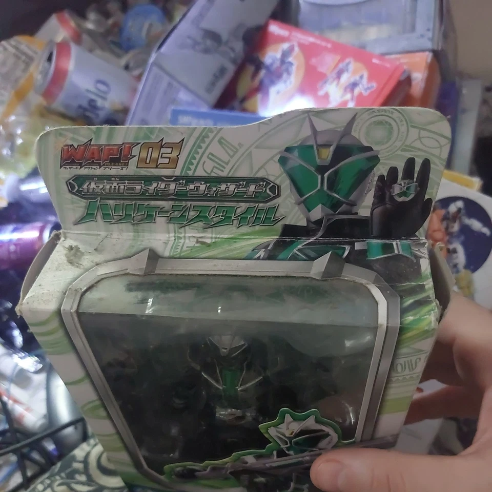 Figura Kamen Rider Wizard WAP Hurricane Foto 2 de 3