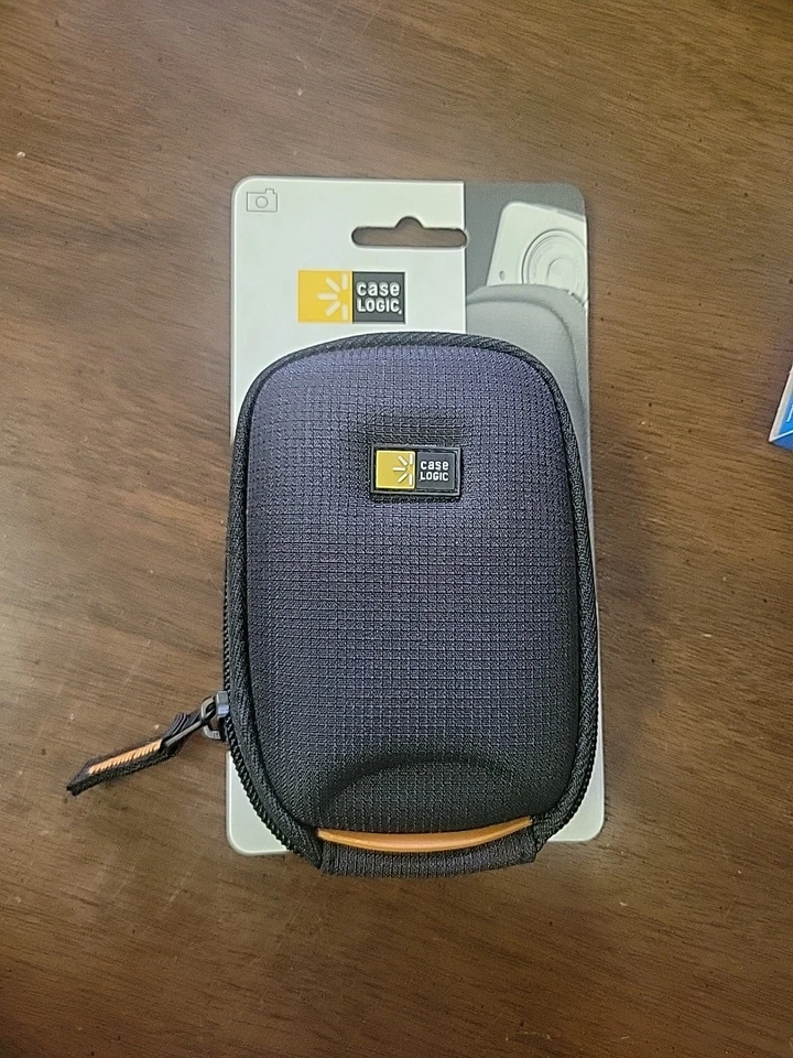 Case Logic SLDC201 UltraCompact Camera Case Black, 3.752.31.0 in - Image 4 of 4