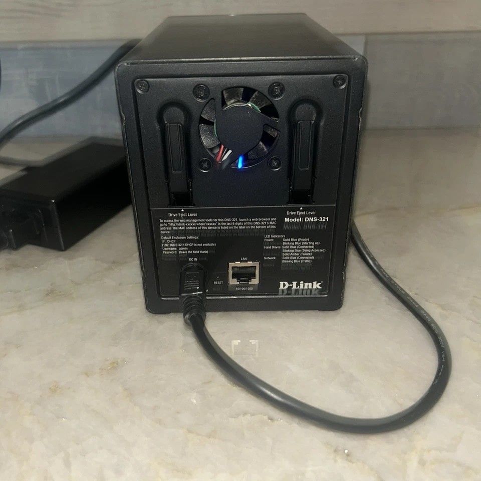 D-Link DNS-321 2-Bay NAS Server for Home & Office Data Storage Enclosure - Image 2 of 2