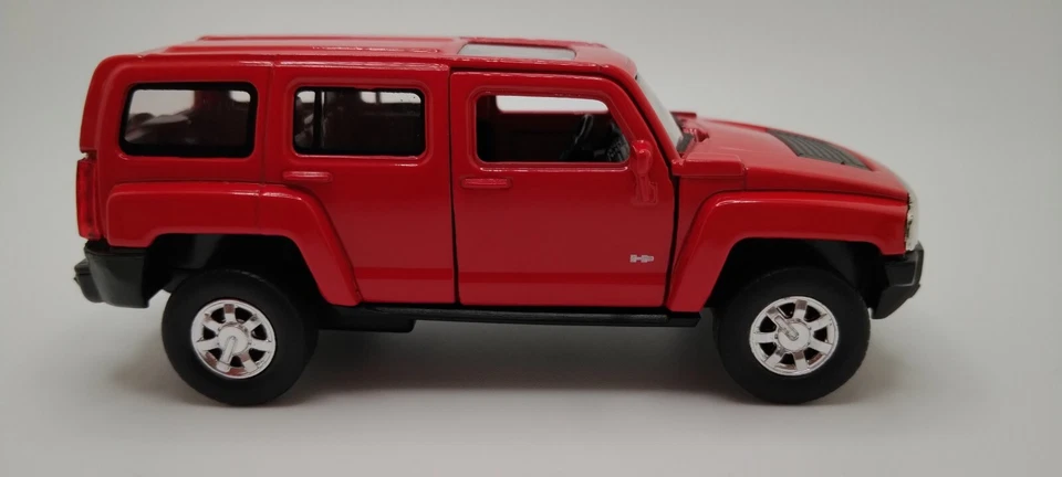 Welly Hummer H3 Red Diecast 1:34 Scale Pull Back And Go Car - Image 2 of 4