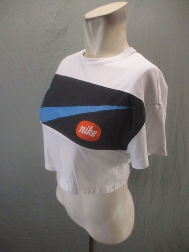 NIKE Size M Girls Cotton Stretch Short Sleeve Crop Training Athletic Top 423 - Picture 3 of 8