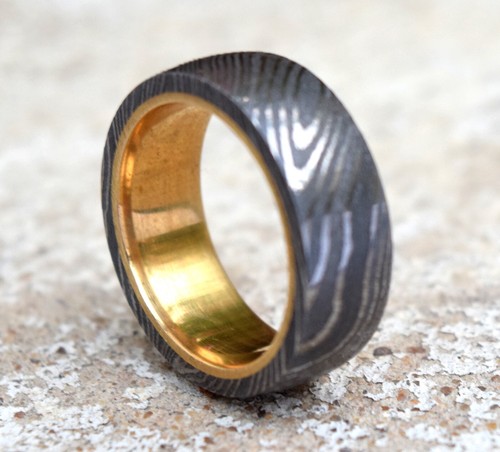 Anillo de acero de Damasco personalizado hecho a mano manga de latón banda de boda para hombre para él - Imagen 3 de 8