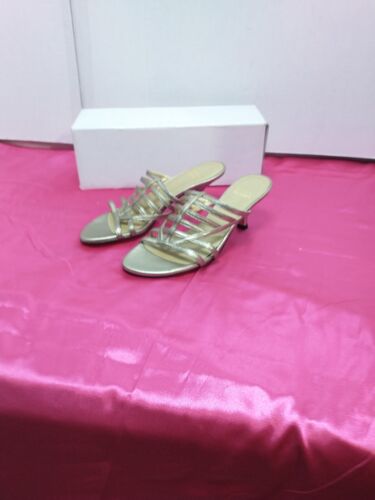 Sandalias doradas STUART WEITZMAN para mujer talla 4M - Imagen 11 de 11