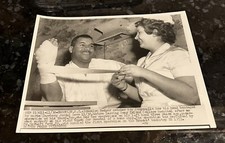 Top 10 Roy Campanella Baseball Cards 30