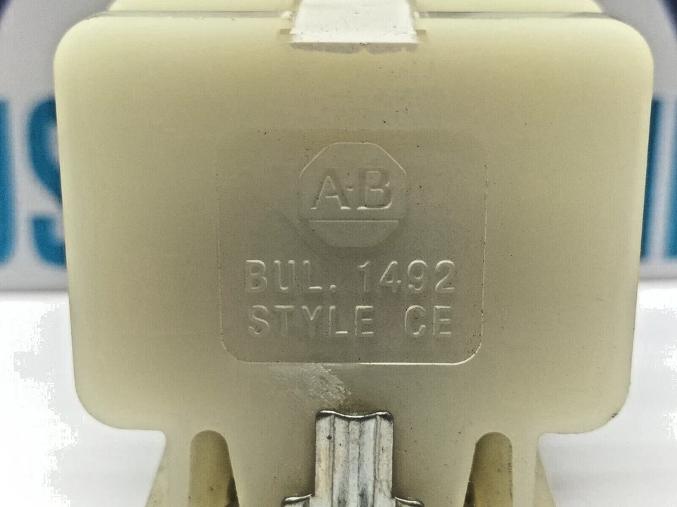 HOBART 104295-1 TERMINAL BLOCK - Image 4 of 4