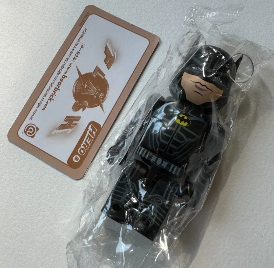 Bearbrick - Serie 47 - Secret HERO BATMAN 100% - Juguete de diseñador Medicom Be@rbrick Foto 3 de 4