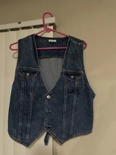 Great used American Eagle Denim vest size XL