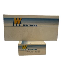 Ho Scale Walthers 932-5001 Single Dome Tank Car UTLX 50100 & 48238 Set