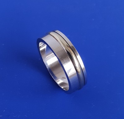 NEW  Sterling Silver  Ring Size P1/2  925 Hallmarked Shiny 2 Tone Rhodium plated
