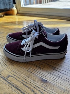 Vans Burgundy Women's Skateboarding Shoes US Size 7.5 Medium