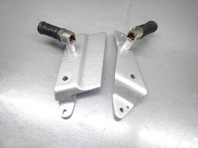 Yamaha Virago 250 3DM (1988 model) Genuine Tandem Steps, Left and Right, One sid