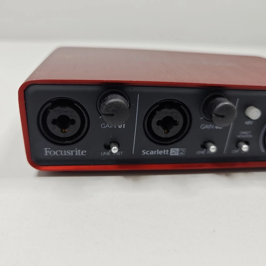 Focusrite Scarlett 2i2 Audio Interface - For Parts/Repair, Untested - Image 3 of 4