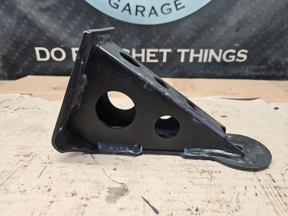 Soporte de soporte de montaje motor derecho BMW E30 325e 325i M20 84-92 11811128496 Foto 3 de 4