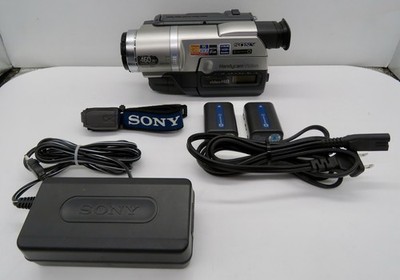 Sony Handycam CCD-TRV68 Hi8 Camcorder 460x Digital Zoom, 20x