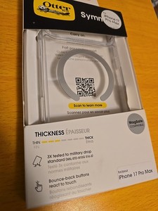 OtterBox - Symmetry Clear MagSafe Case for Apple iPhone 17 Pro Max 6.9 " Clear