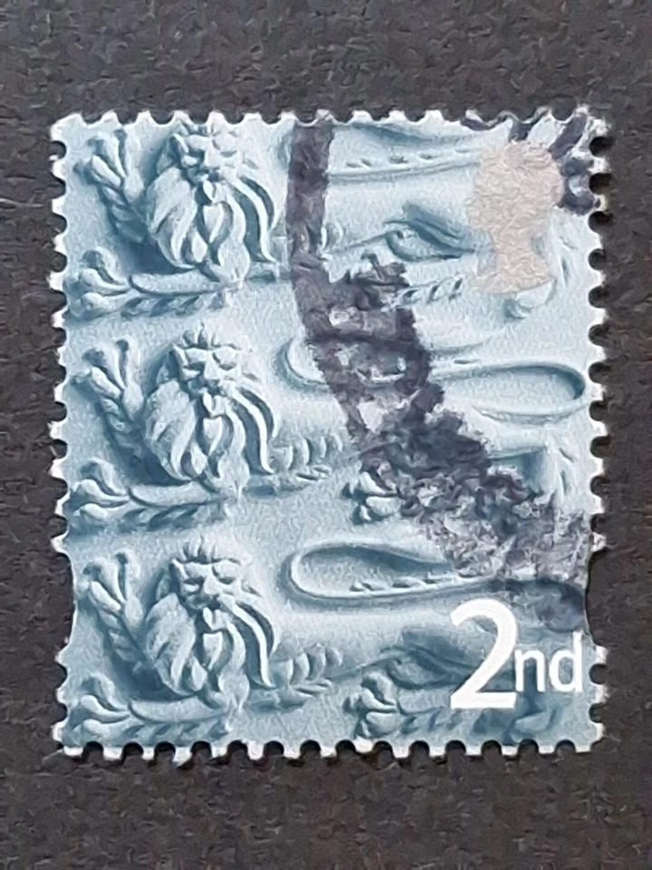 England: selection of Pictorial definitives, fine used - Image 2 of 4