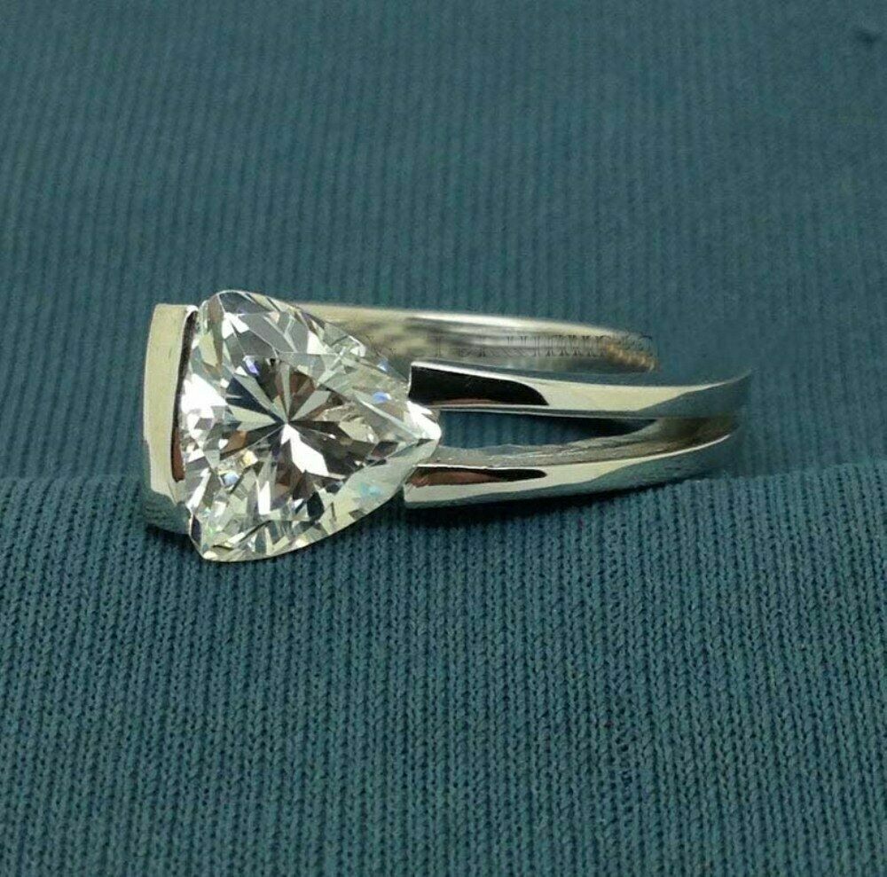 14k White Gold 3.0Ct Trillion Cut Simulated Diamond Engagement Ring Size 6-image
