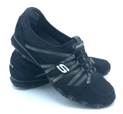 skechers hot ticket white