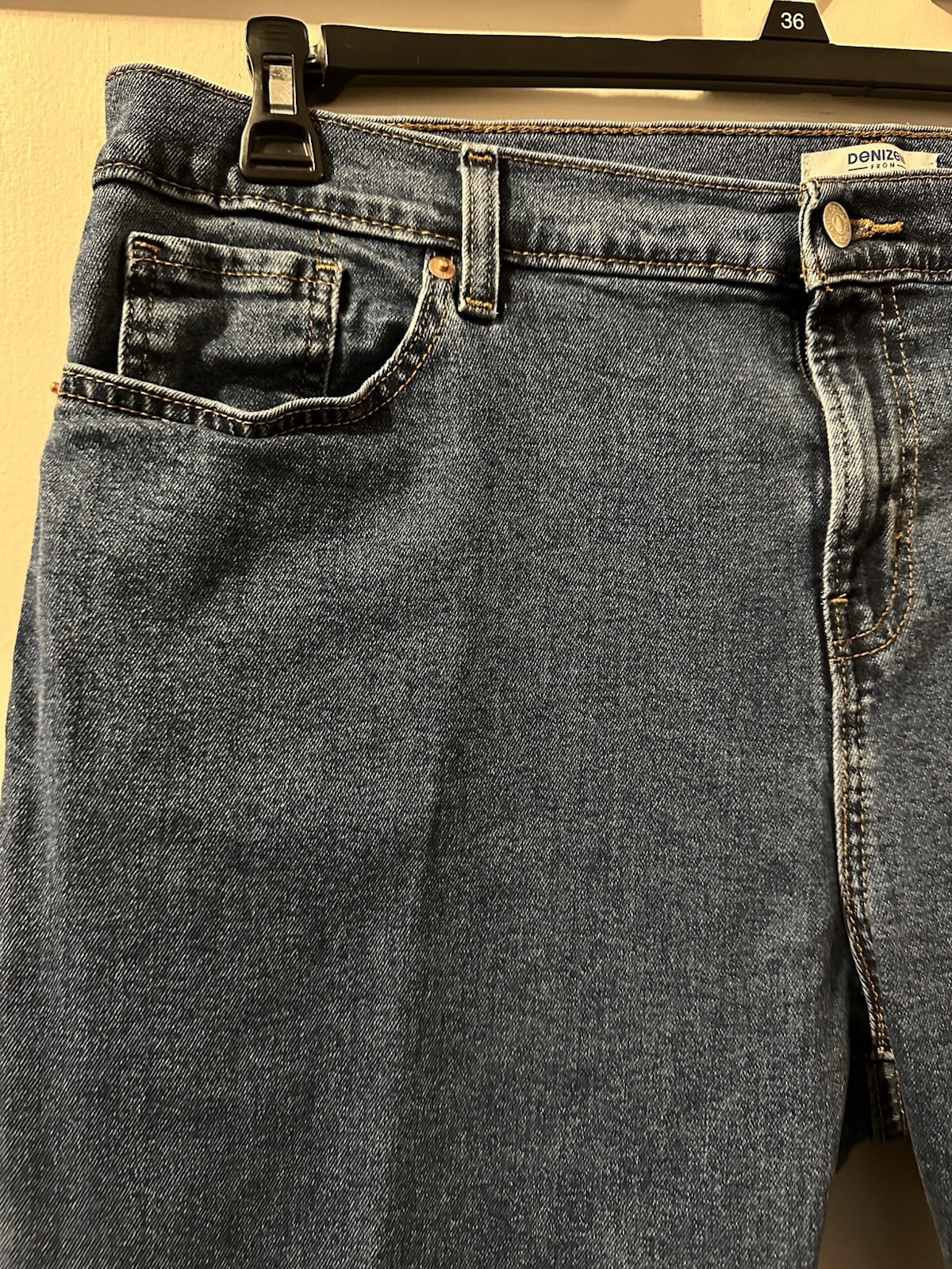 Picture 4 of 10