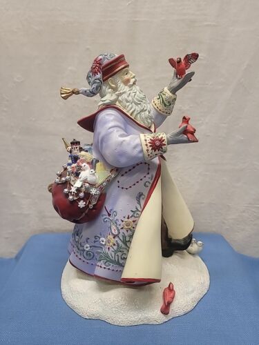 Figura de Papá Noel Lenox 2016 9" A Christmas Traveler. Por Lynn Bywaters - Imagen 2 de 8