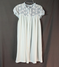 VTG Carters Light Blue Night Gown Robe JUNIORS GIRLS 13 Silky Nylon w/Lace Upper