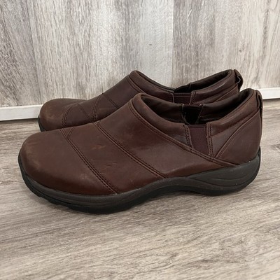 LL Bean Comfort Mocs Slip On Shoe Womens 10 W Wide Brown Leather Hiking Outdoor