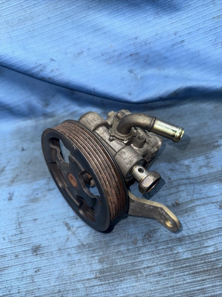 03-06 NISSAN 350Z 03-06 G35 Power Steering Pump Assembly OEM - Imagem 2 de 4